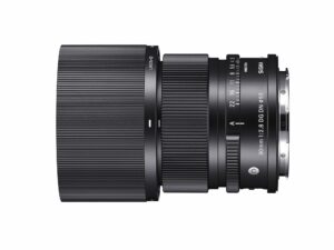 Sigma 90 mm F/2.8 DG DN Sony E
