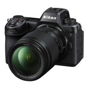 Nikon Z6 III + 24-200 F4-6.3 VR