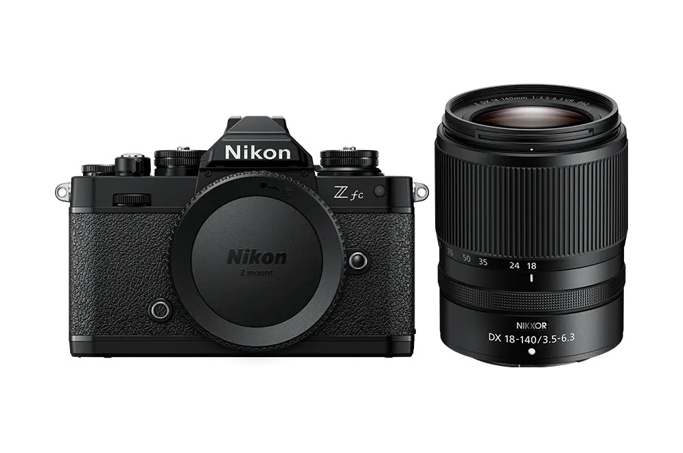 Nikon Z FC + 18-140 VR