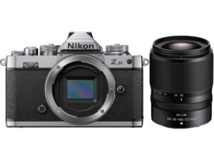 Nikon Z FC + 18-140mm F3.5-6.3 VR